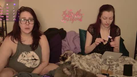 Sav and Bri online show from January 18, 2026, 6:17 am