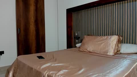 Snapshot of thenewclass chatting on January 14, 2026, 7:14 am Andriw and Maiol online show from January 14, 2026, 7:14 am