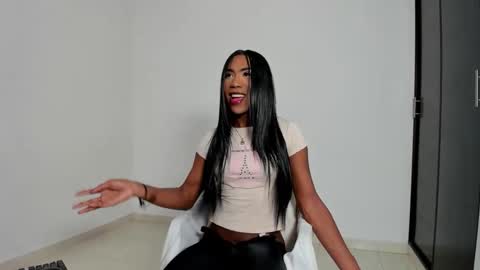 Snapshot of thenewclass chatting on February 10, 2026, 9:30 pm Andriw and Maiol online show from February 10, 2026, 9:30 pm