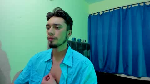 Snapshot of theo_stone04 chatting on September 21, 2025, 8:27 am Theo online show from September 21, 2025, 8:27 am