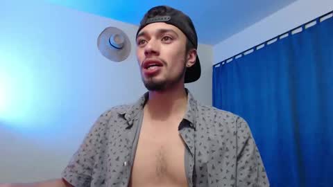 Snapshot of theo_stone04 chatting on November 18, 2025, 6:56 pm Theo online show from November 18, 2025, 6:56 pm