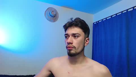 Snapshot of theo_stone04 chatting on November 28, 2025, 6:38 am Theo online show from November 28, 2025, 6:38 am