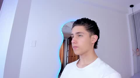 Snapshot of theohawke_ chatting on January 5, 2025, 1:36 pm THEO- MATEO online show from January 5, 2025, 1:36 pm