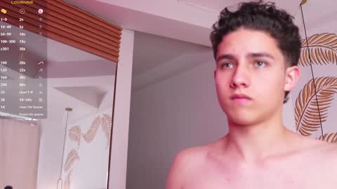 Snapshot of theohawke_ chatting on January 28, 2025, 4:52 pm THEO- MATEO online show from January 28, 2025, 4:52 pm