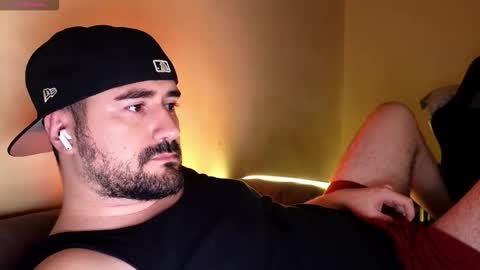 Snapshot of theoravi chatting on February 18, 2026, 3:35 am Theo Ravi online show from February 18, 2026, 3:35 am