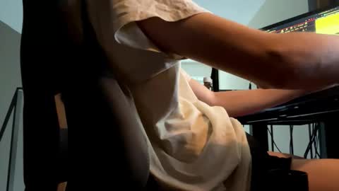 Snapshot of theothede19cm chatting on October 17, 2025, 2:41 pm theothede19cm online show from October 17, 2025, 2:41 pm