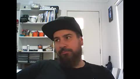 aussiebeard online show from February 19, 2025, 2:44 am