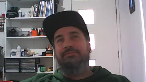 aussiebeard online show from July 16, 2026, 1:44 am