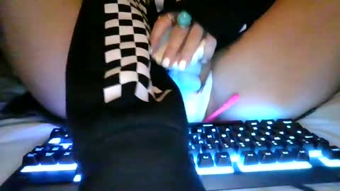 Snapshot of thepeachprincess chatting on July 24, 2026, 6:00 am the peach princess online show from July 24, 2026, 6:00 am