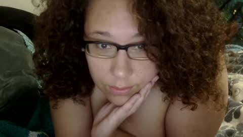 Snapshot of theplayfulbbw chatting on May 17, 2026, 12:19 am Amelia online show from May 17, 2026, 12:19 am