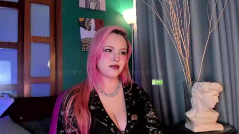 Snapshot of theprincess_rosee chatting on June 13, 2026, 6:11 am Rosie online show from June 13, 2026, 6:11 am