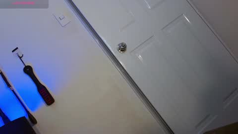 Snapshot of thequeenofsexx chatting on February 3, 2025, 5:35 pm Amber DONT FORGET TO FOLLOW ME AND THUMBS UP online show from February 3, 2025, 5:35 pm