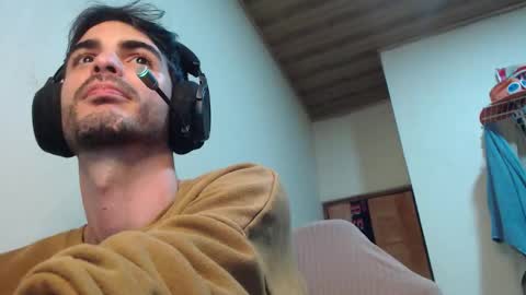 Santiago Enrique online show from November 7, 2025, 7:19 am