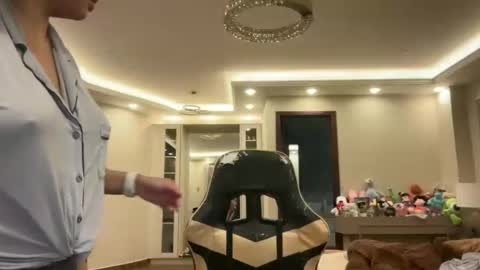 therealcamilabaddie online show from March 12, 2026, 5:41 pm