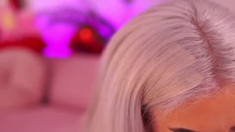 Deea  online show from January 24, 2025, 9:15 pm