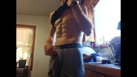 Snapshot of therizzler_1_of_1 chatting on October 8, 2025, 8:17 pm therizzler_1_of_1 online show from October 8, 2025, 8:17 pm