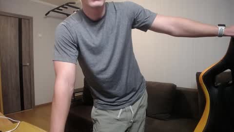 Snapshot of theroadtomars chatting on December 13, 2024, 7:53 pm Nick online show from December 13, 2024, 7:53 pm