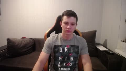 Snapshot of theroadtomars chatting on December 14, 2024, 2:45 am Nick online show from December 14, 2024, 2:45 am