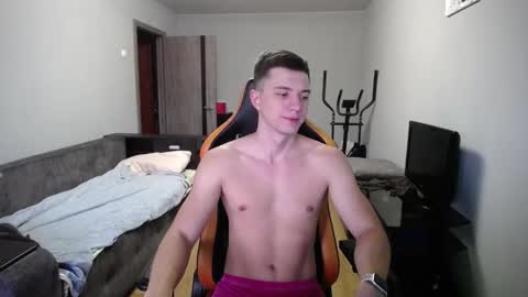 Snapshot of theroadtomars chatting on September 18, 2025, 4:58 am Nick online show from September 18, 2025, 4:58 am