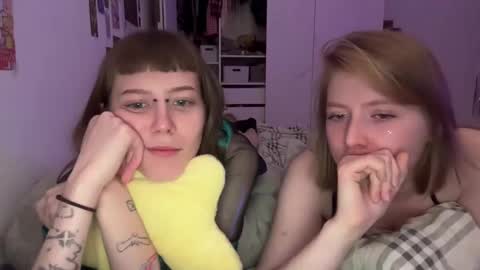 LISA                                            online show from December 10, 2024, 11:51 pm