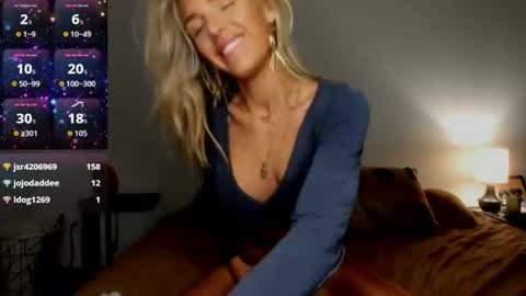 Selina Kyle online show from June 11, 2026, 2:53 am