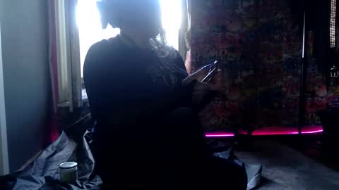 Snapshot of theshowgirlsberlin chatting on May 10, 2026, 2:44 pm theshowgirl online show from May 10, 2026, 2:44 pm
