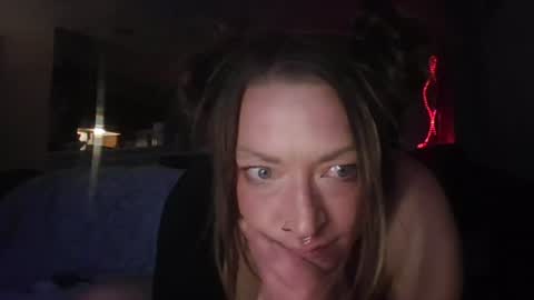 thesiennavaleofficial online show from June 27, 2026, 7:35 am