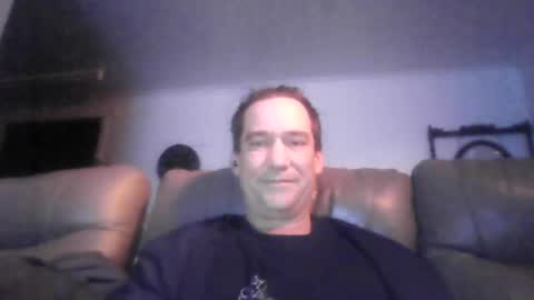 Snapshot of thestardad394997 chatting on June 25, 2026, 4:22 pm thestardad394997 online show from June 25, 2026, 4:22 pm
