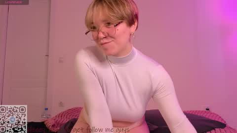 Lucia online show from April 30, 2026, 4:30 am