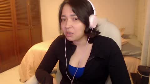 Snapshot of thetalkingbutt chatting on May 23, 2026, 3:34 am Mai online show from May 23, 2026, 3:34 am