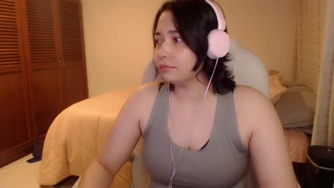 Snapshot of thetalkingbutt chatting on May 24, 2026, 8:19 am Mai online show from May 24, 2026, 8:19 am