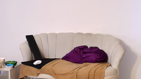 Snapshot of thetopalex chatting on November 16, 2025, 5:35 am TheTopAlex online show from November 16, 2025, 5:35 am