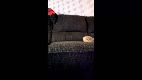 Snapshot of theviking_1993 chatting on December 19, 2025, 2:13 pm theviking_1993 online show from December 19, 2025, 2:13 pm