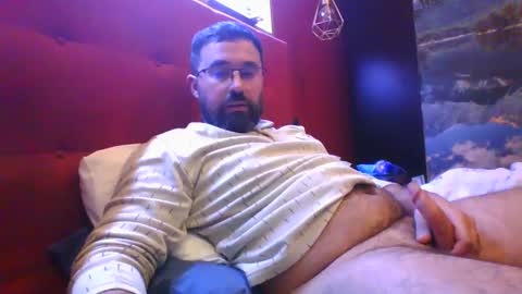 Snapshot of theviper1990 chatting on March 5, 2025, 11:16 pm Carlos1990 online show from March 5, 2025, 11:16 pm