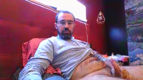 Snapshot of theviper1990 chatting on April 2, 2026, 1:36 am Carlos1990 online show from April 2, 2026, 1:36 am