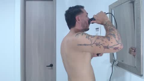 thiago_420 online show from May 22, 2026, 11:43 pm