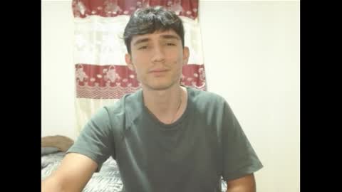 thiago_deseo69 online show from February 17, 2026, 1:46 am