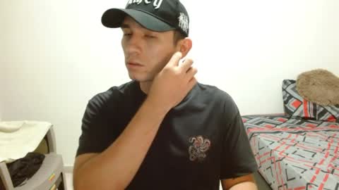 thiago_deseo69 online show from April 29, 2026, 12:59 am