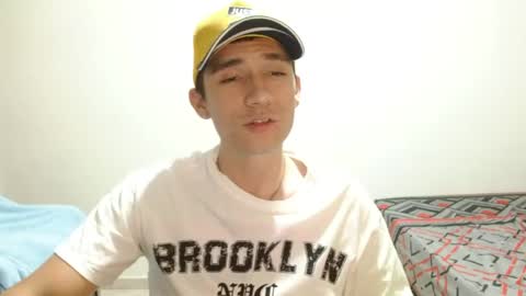Snapshot of thiago_deseo69 chatting on May 15, 2026, 12:39 am thiago_deseo69 online show from May 15, 2026, 12:39 am