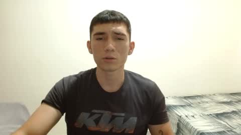 Snapshot of thiago_deseo69 chatting on May 27, 2026, 10:29 pm thiago_deseo69 online show from May 27, 2026, 10:29 pm