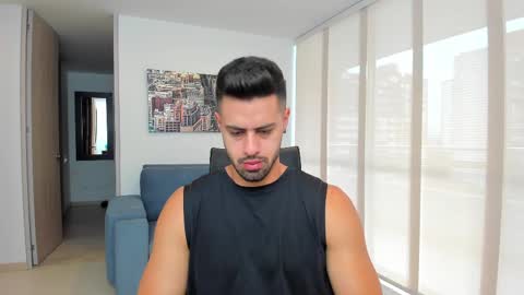 Snapshot of thiago_driussi chatting on February 16, 2025, 1:05 pm thiago_driussi online show from February 16, 2025, 1:05 pm