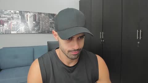 Snapshot of thiago_driussi chatting on September 25, 2025, 3:54 am thiago_driussi online show from September 25, 2025, 3:54 am