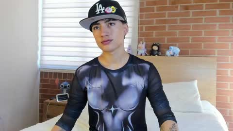 Snapshot of thiago_dv chatting on May 26, 2026, 6:48 pm Thiago online show from May 26, 2026, 6:48 pm