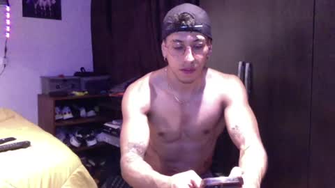Snapshot of thiago_happy chatting on February 26, 2025, 2:59 am thiago_happy online show from February 26, 2025, 2:59 am