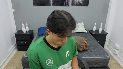 thiago_kent online show from March 16, 2026, 12:31 pm