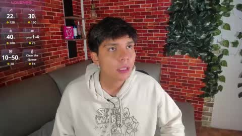 thiago online show from April 25, 2026, 1:36 pm