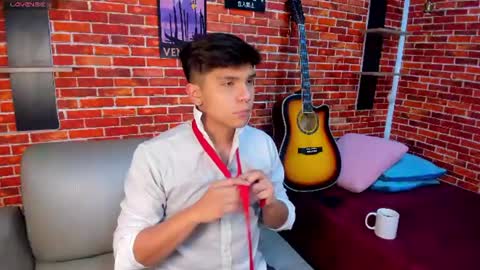 thiago online show from June 16, 2026, 1:14 pm