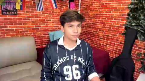 thiago online show from June 30, 2026, 12:17 pm