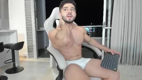 THIAGO online show from June 17, 2026, 3:09 am