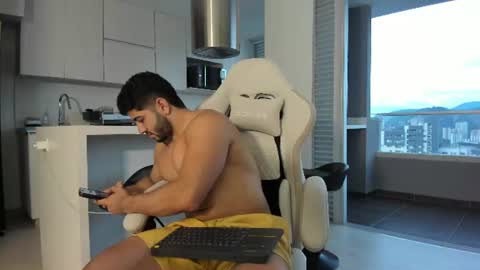 THIAGO online show from June 17, 2026, 11:16 pm